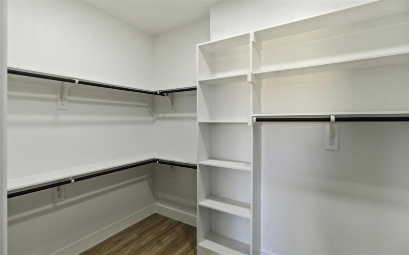 614 S Moore Street, Dallas, TX 75203, 4 Habitaciones Habitaciones , ,2 BañosBaños,Residential,En Venta,614 S Moore Street,0,21175090