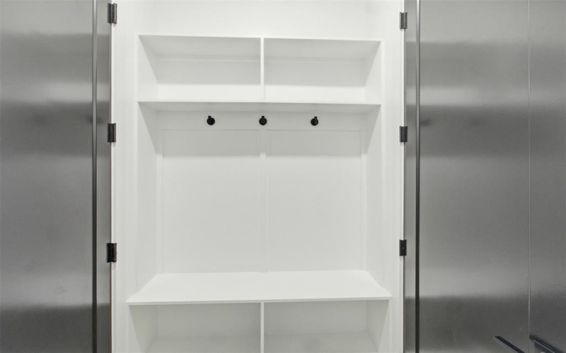 614 S Moore Street, Dallas, TX 75203, 4 Habitaciones Habitaciones , ,2 BañosBaños,Residential,En Venta,614 S Moore Street,0,21175090