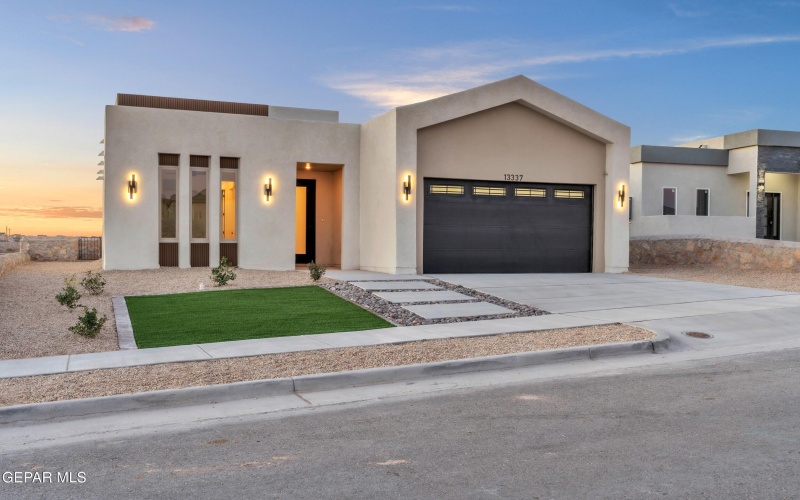 601 Paseo De La Reina Street, Horizon City, TX 79928, 3 Bedrooms Bedrooms, ,2 BathroomsBathrooms,Residential,For Sale,601 Paseo De La Reina Street,0,937957