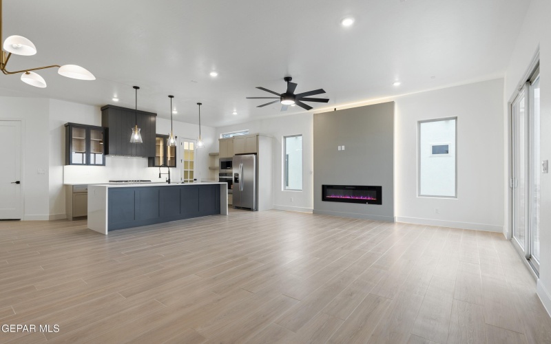 629 Paseo De La Reina Street, Horizon City, TX 79928, 3 Bedrooms Bedrooms, ,2 BathroomsBathrooms,Residential,For Sale,629 Paseo De La Reina Street,0,937960