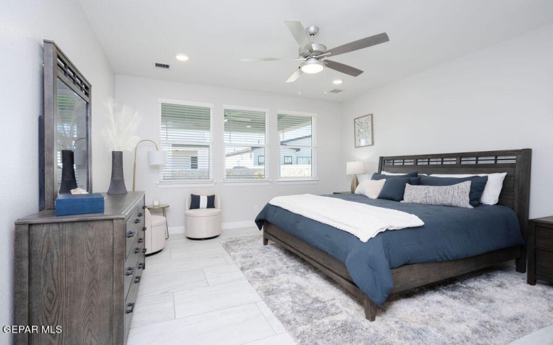 701 Paseo Del Agua Street, Horizon City, TX 79928, 4 Habitaciones Habitaciones , ,1 BañoBaños,Residential,En Venta,701 Paseo Del Agua Street,0,937971