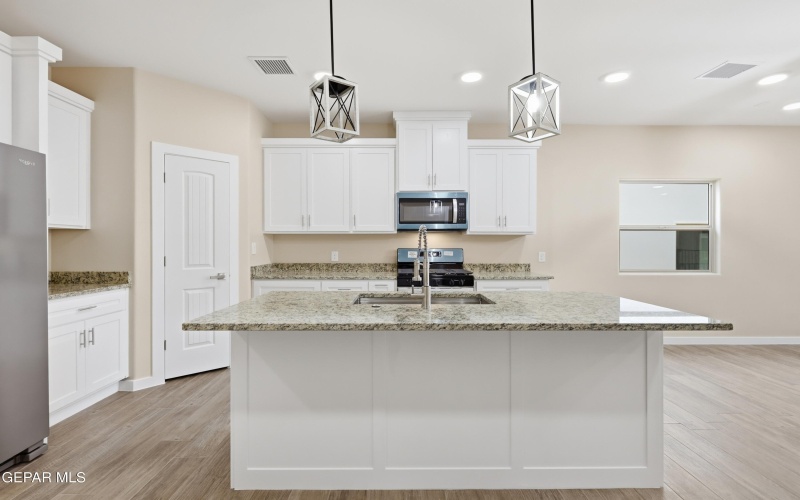 12329 JACK VOWELL Way, El Paso, TX 79934, 4 Bedrooms Bedrooms, ,2 BathroomsBathrooms,Residential,For Sale,12329 JACK VOWELL Way,0,937986