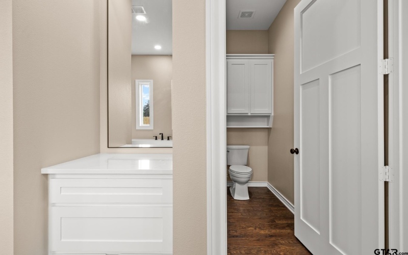 1003 Stone Haven, Mt Pleasant, TX 75455, 4 Habitaciones Habitaciones , ,3 BañosBaños,Residential,En Venta,1003 Stone Haven,0,26001938