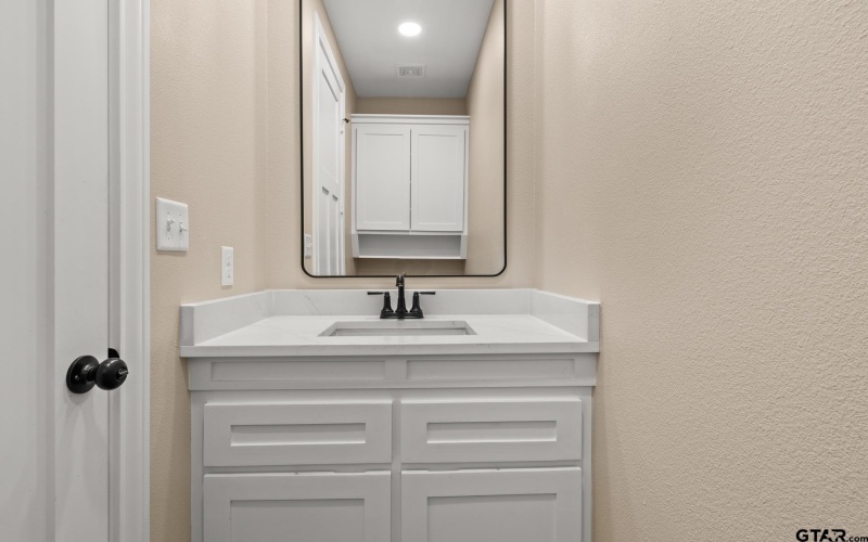 1003 Stone Haven, Mt Pleasant, TX 75455, 4 Habitaciones Habitaciones , ,3 BañosBaños,Residential,En Venta,1003 Stone Haven,0,26001938