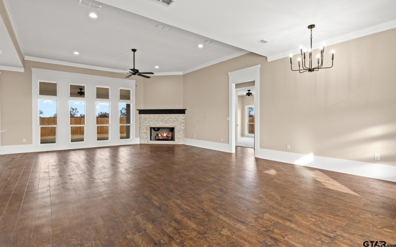 1003 Stone Haven, Mt Pleasant, TX 75455, 4 Habitaciones Habitaciones , ,3 BañosBaños,Residential,En Venta,1003 Stone Haven,0,26001938