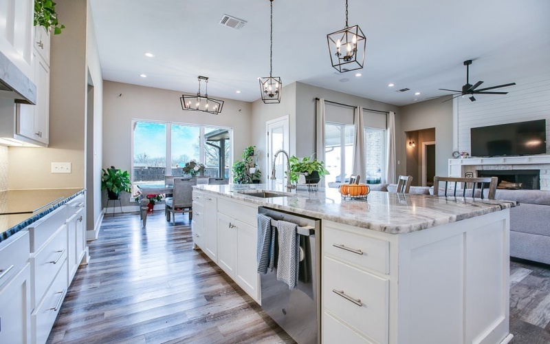 211 Calypso Lane, San Angelo, TX 76905, 5 Habitaciones Habitaciones , ,5 BañosBaños,Residential,En Venta,211 Calypso Lane,0,131594