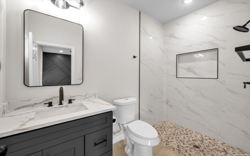 531 Sunglo, San Antonio, TX 78221, 3 Habitaciones Habitaciones , ,2 BañosBaños,Residential,En Venta,531 Sunglo,0,1940273