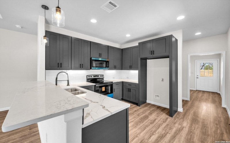 531 Sunglo, San Antonio, TX 78221, 3 Habitaciones Habitaciones , ,2 BañosBaños,Residential,En Venta,531 Sunglo,0,1940273