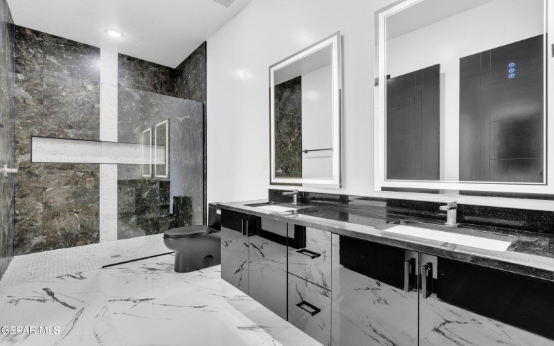 13392 EMERALD GLASS Drive, Horizon City, TX 79928, 3 Bedrooms Bedrooms, ,2 BathroomsBathrooms,Residential,For Sale,13392 EMERALD GLASS Drive,0,938013