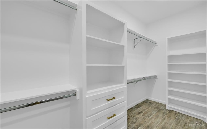 5709 Rayo Del Sol Street, Edinburg, TX 78542, 3 Bedrooms Bedrooms, ,2 BathroomsBathrooms,Residential,For Sale,5709 Rayo Del Sol Street,0,494433