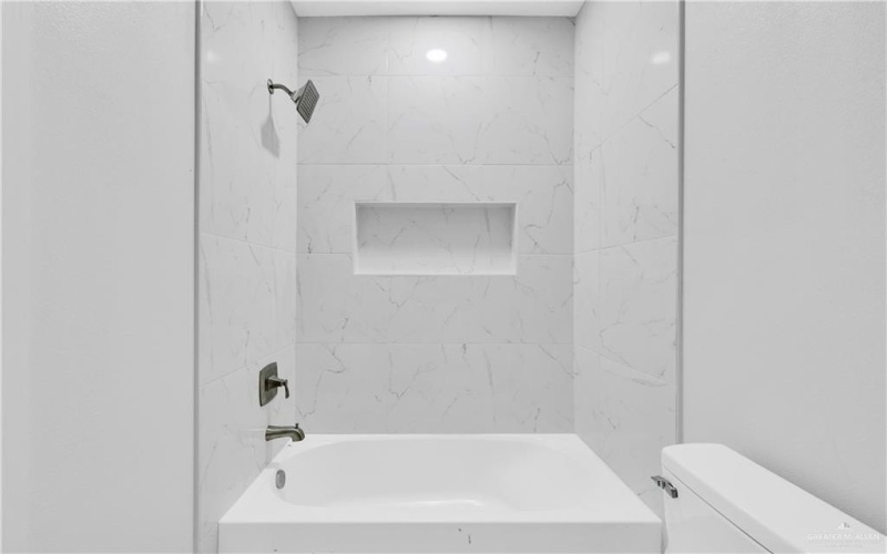 2305 S Hillside Avenue unit: 3 #3, Edinburg, TX 78542, 3 Bedrooms Bedrooms, ,2 BathroomsBathrooms,Residential,For Sale,2305 S Hillside Avenue unit: 3,0,494452