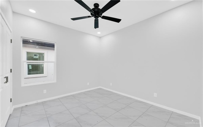 2309 S Hillside Avenue unit: 3 #3, Edinburg, TX 78542, 3 Bedrooms Bedrooms, ,2 BathroomsBathrooms,Residential,For Sale,2309 S Hillside Avenue unit: 3,0,494467