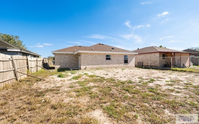 410 PEDERNALES CIR., BROWNSVILLE, TX 78521, 3 Bedrooms Bedrooms, ,2 BathroomsBathrooms,Residential,For Sale,410 PEDERNALES CIR.,0,29771991