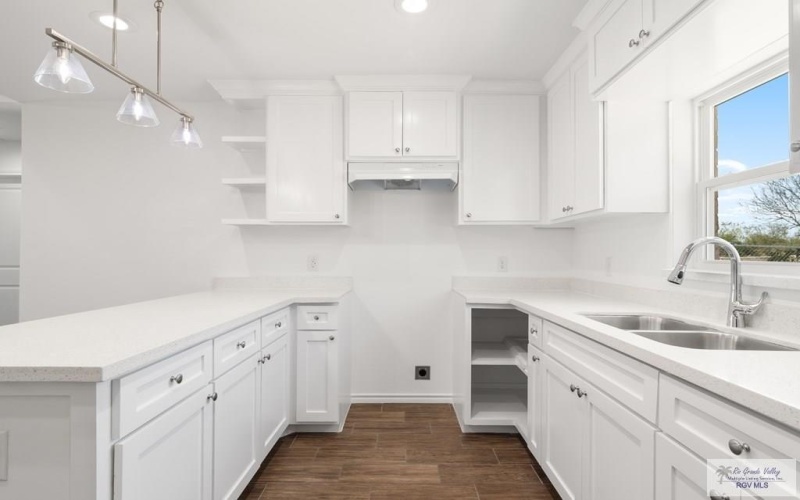 410 PEDERNALES CIR., BROWNSVILLE, TX 78521, 3 Bedrooms Bedrooms, ,2 BathroomsBathrooms,Residential,For Sale,410 PEDERNALES CIR.,0,29771991