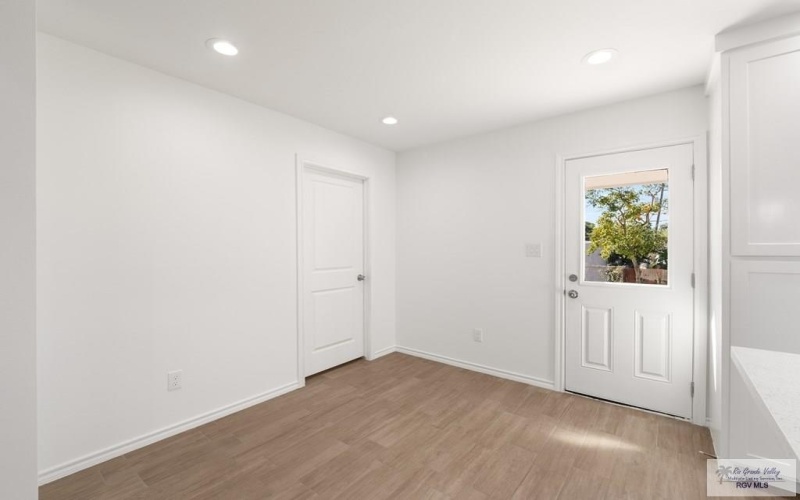 9 OLD MILITARY HWY., BROWNSVILLE, TX 78520, 3 Habitaciones Habitaciones , ,2 BañosBaños,Residential,En Venta,9 OLD MILITARY HWY.,0,29771992