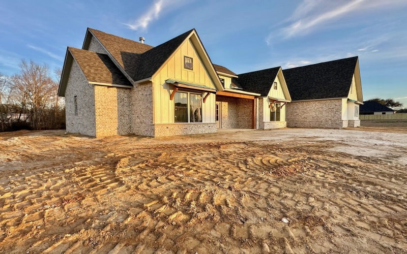 159 Mila Ln, Gladewater, TX 75647, 4 Bedrooms Bedrooms, ,2 BathroomsBathrooms,Residential,For Sale,159 Mila Ln,0,20260922