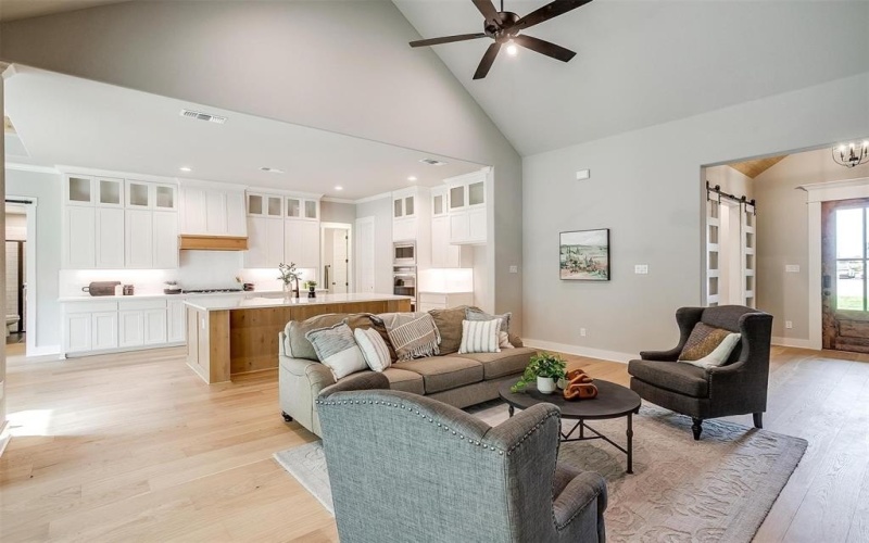 2000 Cumberland Circle, Corsicana, TX 75110, 4 Bedrooms Bedrooms, ,2 BathroomsBathrooms,Residential,For Sale,2000 Cumberland Circle,0,20845774