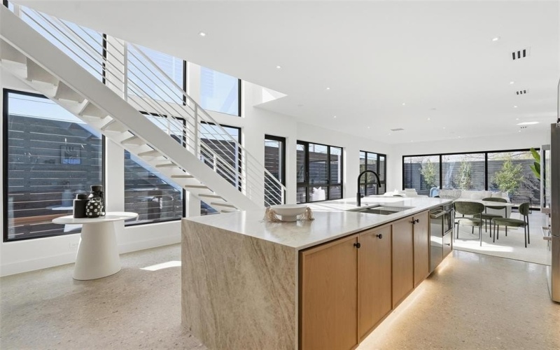 6803 Tyree Street, Dallas, TX 75209, 2 Bedrooms Bedrooms, ,2 BathroomsBathrooms,Residential,For Sale,6803 Tyree Street,0,21175043