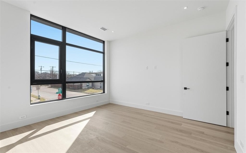 6803 Tyree Street, Dallas, TX 75209, 2 Bedrooms Bedrooms, ,2 BathroomsBathrooms,Residential,For Sale,6803 Tyree Street,0,21175043