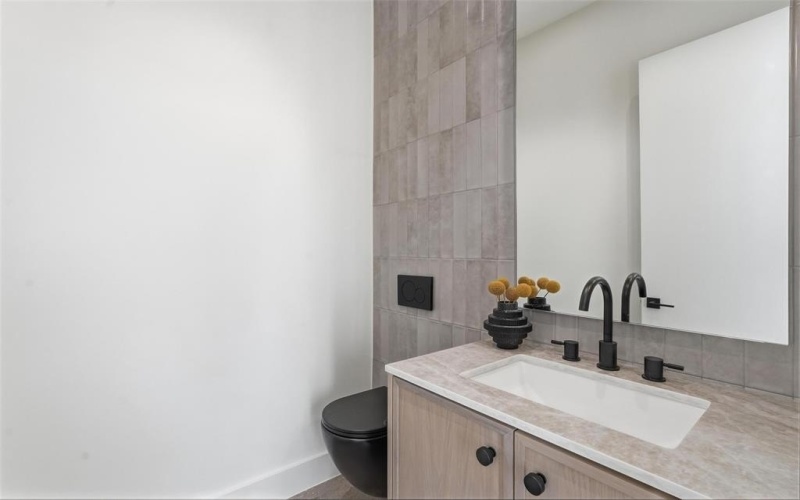 6803 Tyree Street, Dallas, TX 75209, 2 Bedrooms Bedrooms, ,2 BathroomsBathrooms,Residential,For Sale,6803 Tyree Street,0,21175043