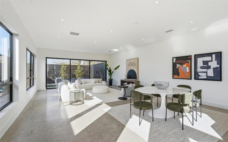 6803 Tyree Street, Dallas, TX 75209, 2 Bedrooms Bedrooms, ,2 BathroomsBathrooms,Residential,For Sale,6803 Tyree Street,0,21175043