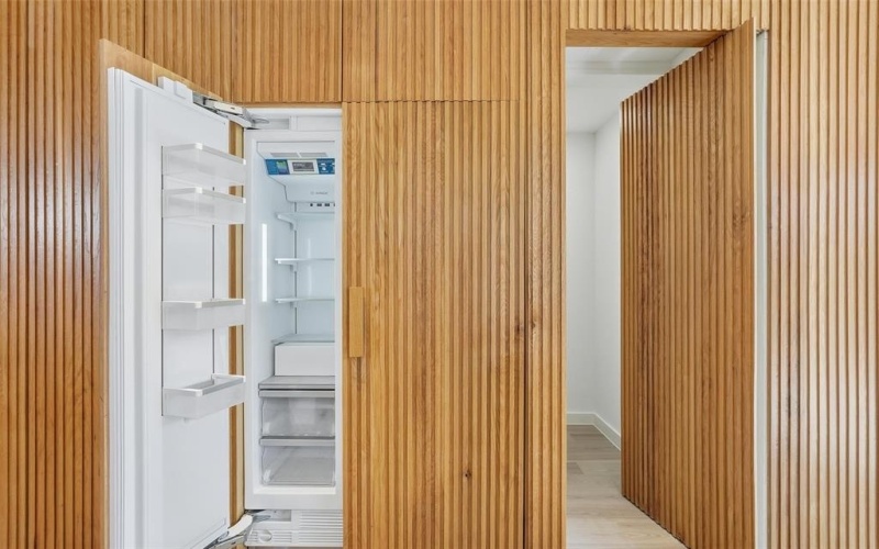 6822 Victoria Avenue, Dallas, TX 75209, 4 Bedrooms Bedrooms, ,5 BathroomsBathrooms,Residential,For Sale,6822 Victoria Avenue,0,21175083