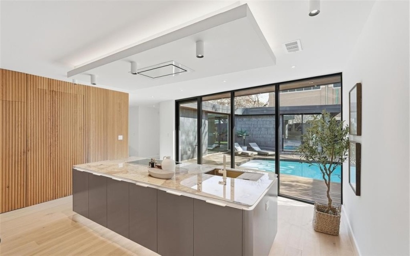 6822 Victoria Avenue, Dallas, TX 75209, 4 Bedrooms Bedrooms, ,5 BathroomsBathrooms,Residential,For Sale,6822 Victoria Avenue,0,21175083