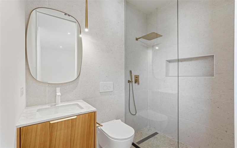 6822 Victoria Avenue, Dallas, TX 75209, 4 Bedrooms Bedrooms, ,5 BathroomsBathrooms,Residential,For Sale,6822 Victoria Avenue,0,21175083