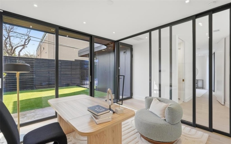 6822 Victoria Avenue, Dallas, TX 75209, 4 Bedrooms Bedrooms, ,5 BathroomsBathrooms,Residential,For Sale,6822 Victoria Avenue,0,21175083