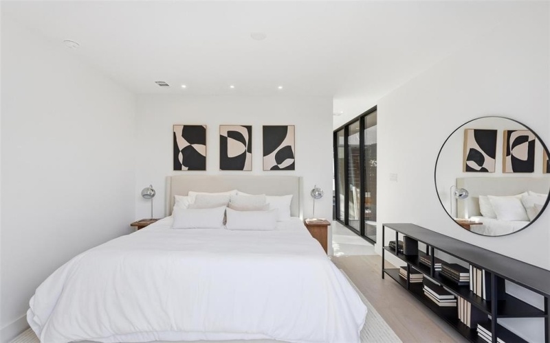 6822 Victoria Avenue, Dallas, TX 75209, 4 Bedrooms Bedrooms, ,5 BathroomsBathrooms,Residential,For Sale,6822 Victoria Avenue,0,21175083