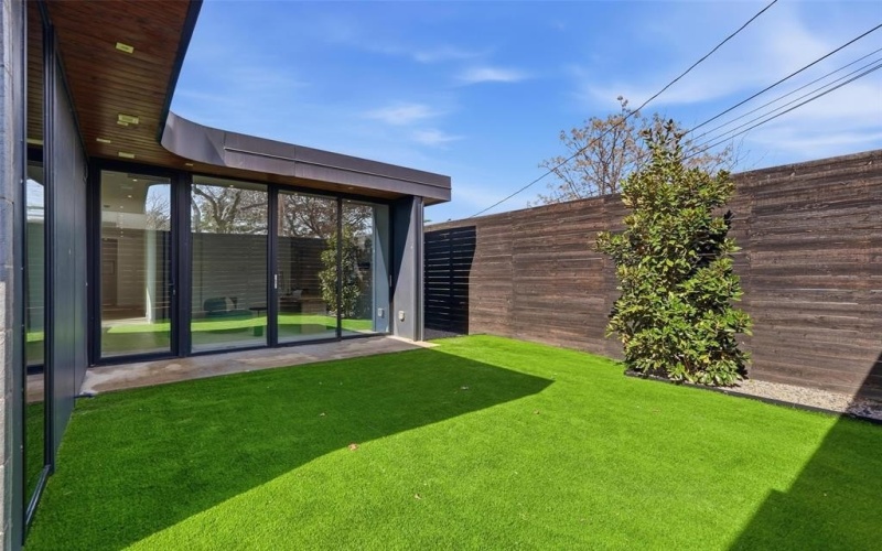 6822 Victoria Avenue, Dallas, TX 75209, 4 Bedrooms Bedrooms, ,5 BathroomsBathrooms,Residential,For Sale,6822 Victoria Avenue,0,21175083