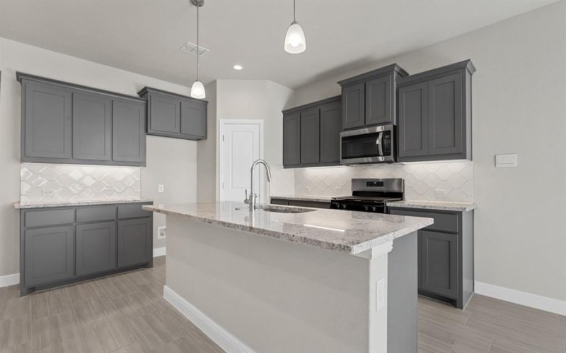 8504 BUR OAK Drive, Justin, TX 76247, 5 Habitaciones Habitaciones , ,5 BañosBaños,Residential,En Venta,8504 BUR OAK Drive,0,21175087