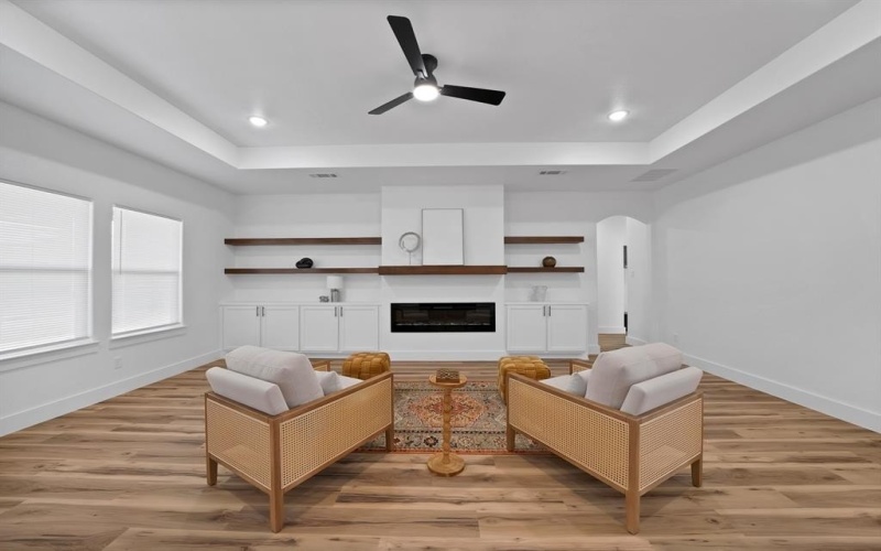 1271 E Myrtle Street, Fort Worth, TX 76104, 4 Habitaciones Habitaciones , ,2 BañosBaños,Residential,En Venta,1271 E Myrtle Street,0,21175653