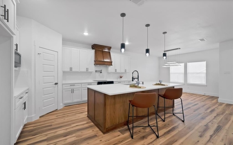 1271 E Myrtle Street, Fort Worth, TX 76104, 4 Habitaciones Habitaciones , ,2 BañosBaños,Residential,En Venta,1271 E Myrtle Street,0,21175653