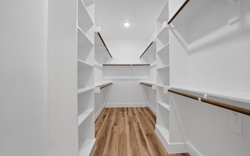 1271 E Myrtle Street, Fort Worth, TX 76104, 4 Habitaciones Habitaciones , ,2 BañosBaños,Residential,En Venta,1271 E Myrtle Street,0,21175653