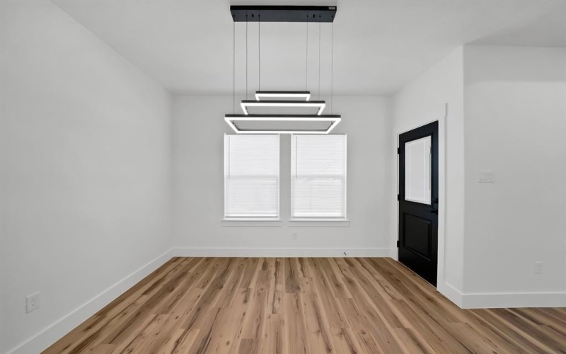 1271 E Myrtle Street, Fort Worth, TX 76104, 4 Habitaciones Habitaciones , ,2 BañosBaños,Residential,En Venta,1271 E Myrtle Street,0,21175653