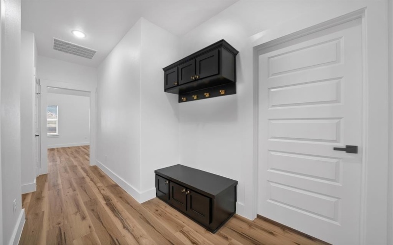 1271 E Myrtle Street, Fort Worth, TX 76104, 4 Habitaciones Habitaciones , ,2 BañosBaños,Residential,En Venta,1271 E Myrtle Street,0,21175653