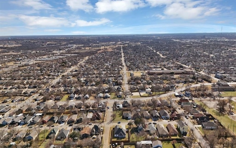 1271 E Myrtle Street, Fort Worth, TX 76104, 4 Habitaciones Habitaciones , ,2 BañosBaños,Residential,En Venta,1271 E Myrtle Street,0,21175653