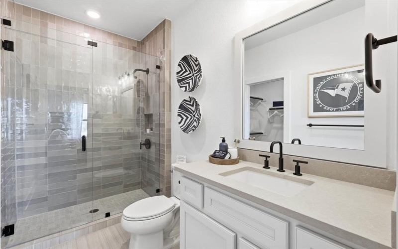 1204 Live Oak Lane, Oak Point, TX 75068, 5 Habitaciones Habitaciones , ,7 BañosBaños,Residential,En Venta,1204 Live Oak Lane,0,21175710