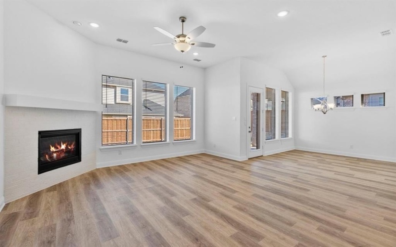 3106 Bexar Street, Rockwall, TX 75032, 4 Habitaciones Habitaciones , ,5 BañosBaños,Residential,En Venta,3106 Bexar Street,0,21176383