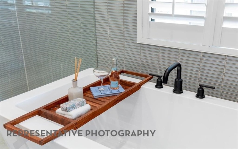 3725 American Paint Drive, Aubrey, TX 76227, 4 Bedrooms Bedrooms, ,3 BathroomsBathrooms,Residential,For Sale,3725 American Paint Drive,0,21176421