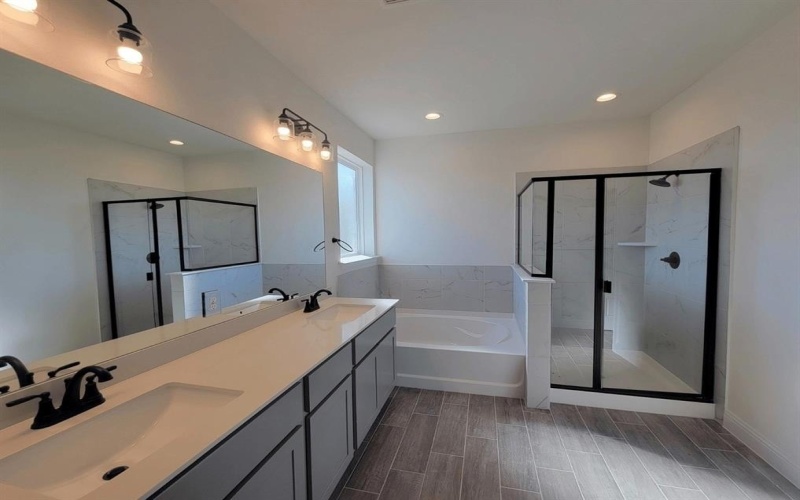 4457 Lyre Leaf Drive, Fort Worth, TX 76036, 5 Habitaciones Habitaciones , ,5 BañosBaños,Residential,En Venta,4457 Lyre Leaf Drive,0,21176451