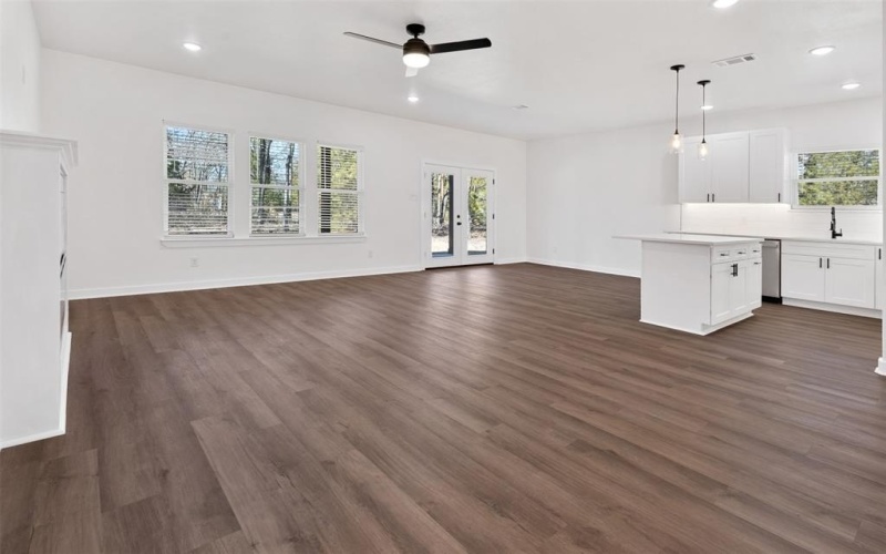 109 Cortez Street, Payne Springs, TX 75156, 3 Bedrooms Bedrooms, ,2 BathroomsBathrooms,Residential,For Sale,109 Cortez Street,0,21166806