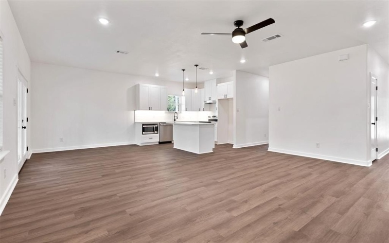 109 Cortez Street, Payne Springs, TX 75156, 3 Bedrooms Bedrooms, ,2 BathroomsBathrooms,Residential,For Sale,109 Cortez Street,0,21166806