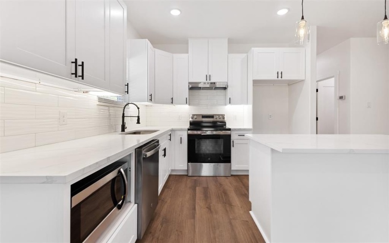 109 Cortez Street, Payne Springs, TX 75156, 3 Bedrooms Bedrooms, ,2 BathroomsBathrooms,Residential,For Sale,109 Cortez Street,0,21166806