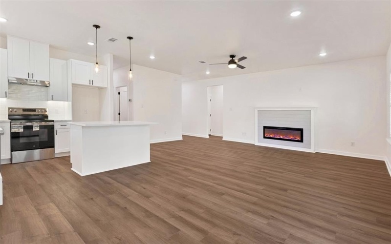 109 Cortez Street, Payne Springs, TX 75156, 3 Bedrooms Bedrooms, ,2 BathroomsBathrooms,Residential,For Sale,109 Cortez Street,0,21166806