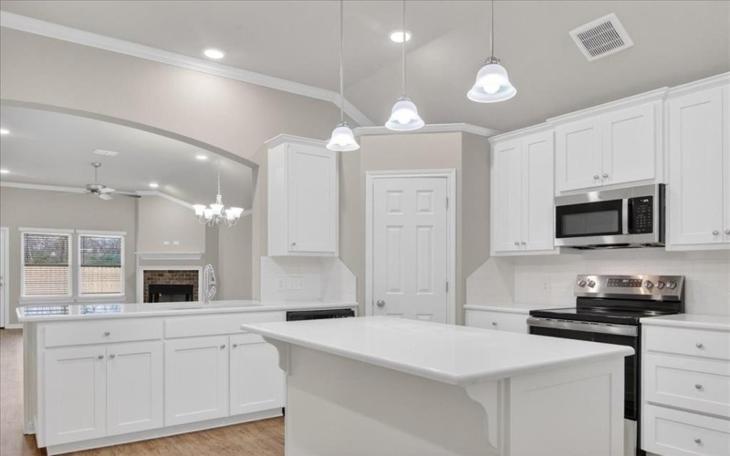 2508 Yoder Lane, Waco, TX 76706, 4 Habitaciones Habitaciones , ,2 BañosBaños,Residential,En Venta,2508 Yoder Lane,0,21172365