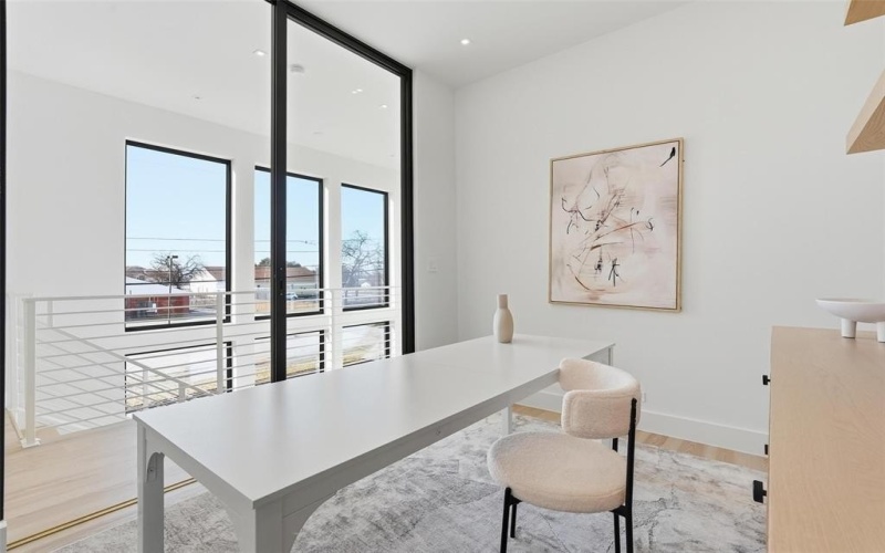 6801 Tyree Street, Dallas, TX 75209, 2 Bedrooms Bedrooms, ,2 BathroomsBathrooms,Residential,For Sale,6801 Tyree Street,0,21174717