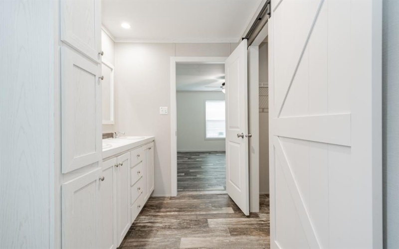 7108 Moccasin Drive, Mabank, TX 75156, 3 Bedrooms Bedrooms, ,2 BathroomsBathrooms,Residential,For Sale,7108 Moccasin Drive,0,21176481