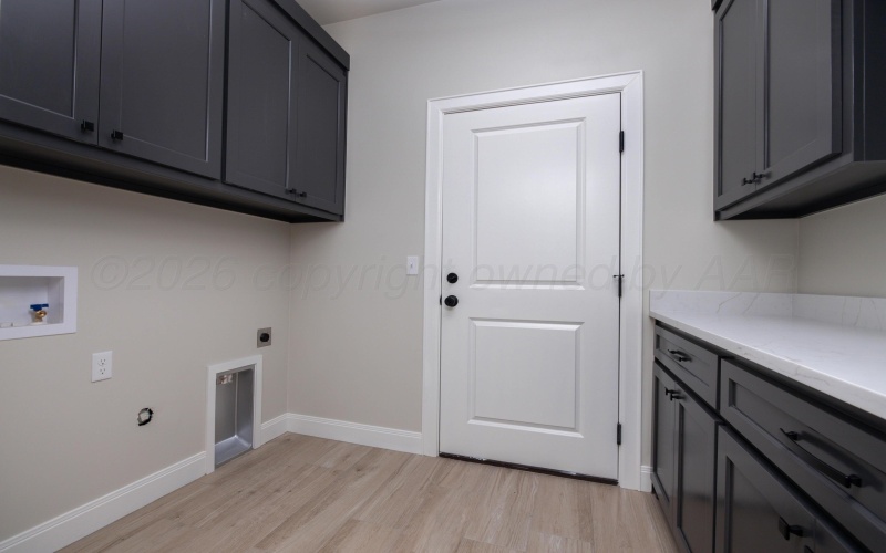 10300 PRICKLY PEAR Road, Amarillo, TX 79119, 4 Habitaciones Habitaciones , ,3 BañosBaños,Residential,En Venta,10300 PRICKLY PEAR Road,0,26-1304